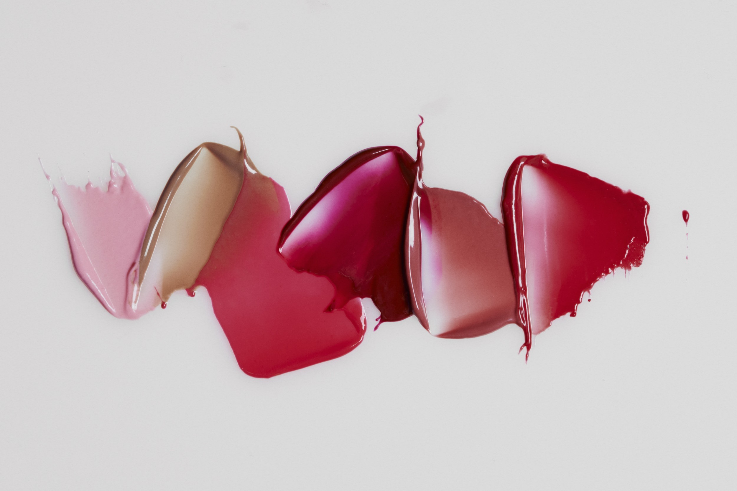clarins_mu24_zoe_kovacs_240229_lob_texture_social_0272_base_1.jpg