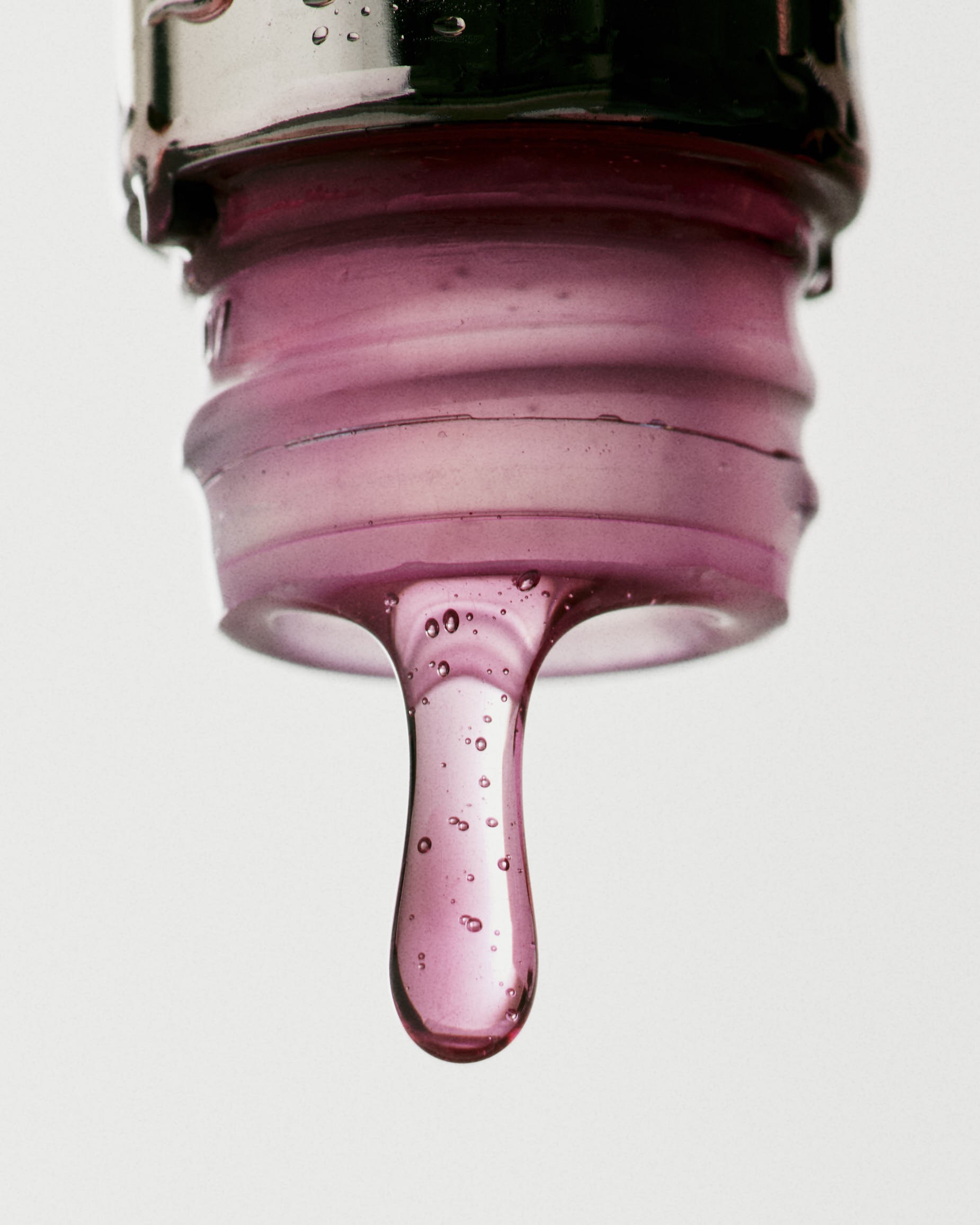 clarins_mu24_zoe_kovacs_240229_lo_app_texture_1848_plate_gloss.jpg