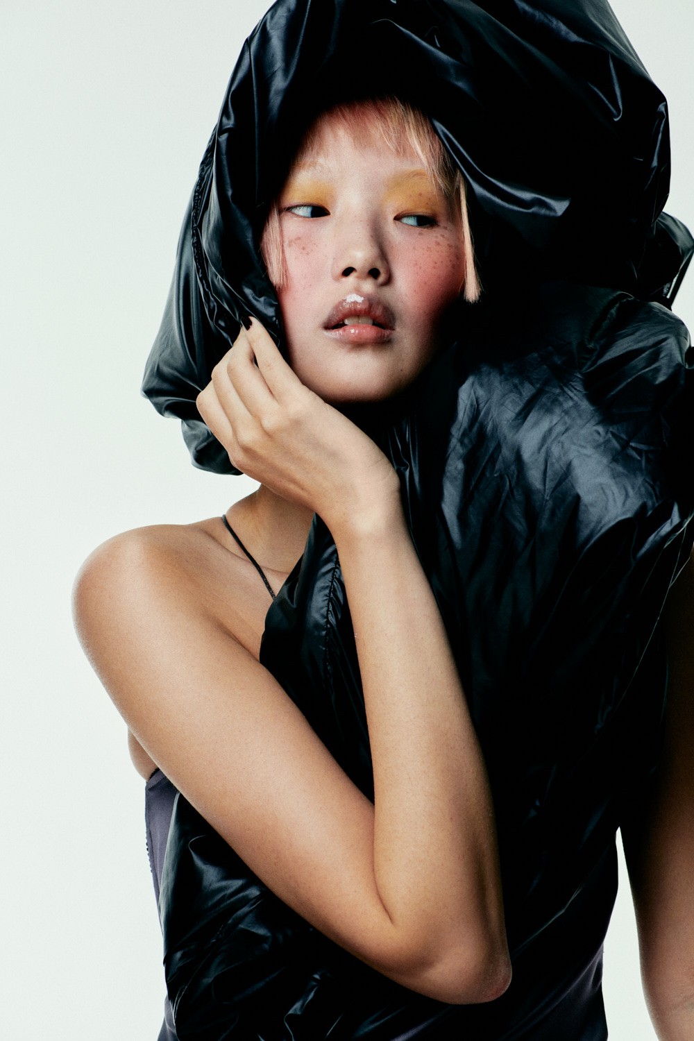 kyliecosmetic_beaute_030224_zoekovacs_meetmethere_59120-copie.jpg