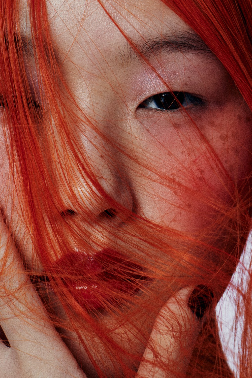 kyliecosmetic_beaute_030224_zoekovacs_nevertoomuch_62341.jpg