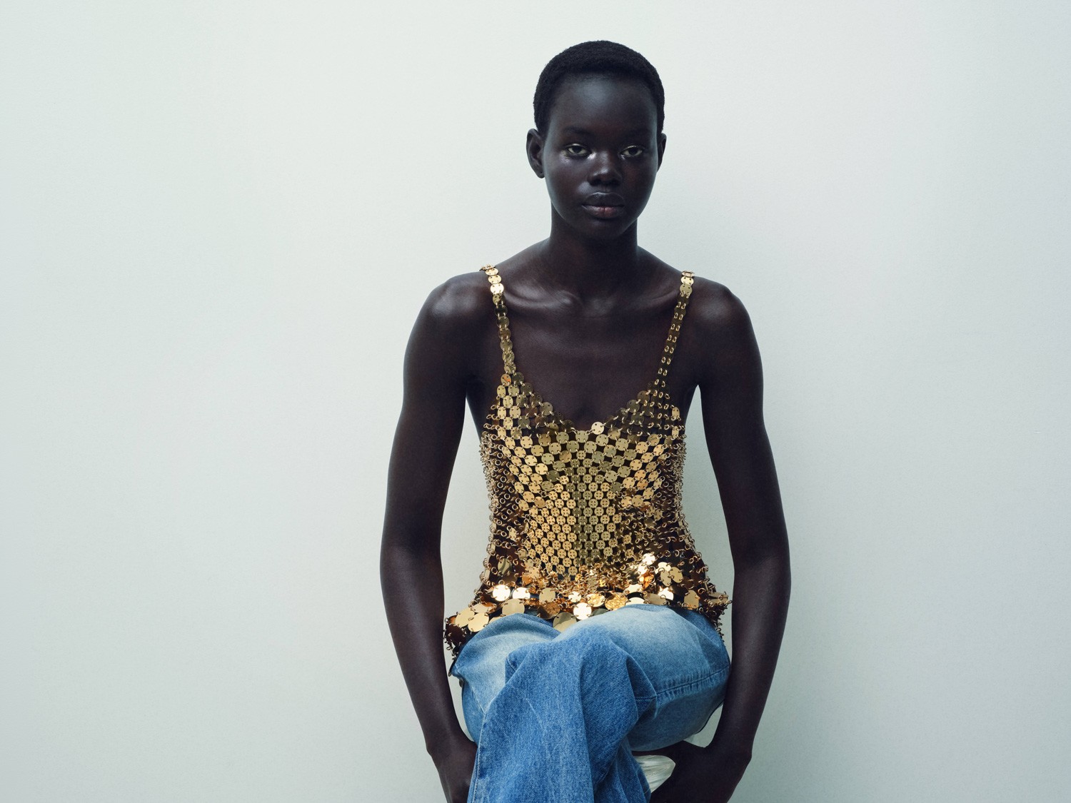 lrpaco_rabanne_240711_studio_mimi_dossier-inconnu_0007.jpg